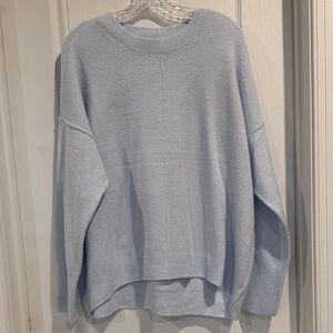 NWOT Vince Camuto Soft Blue Crew Neck Sweater - size large - never worn